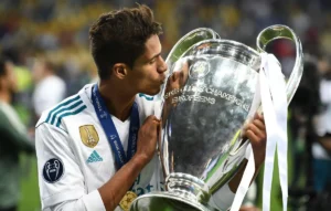 Raphael Varane Putuskan Pensiun dari Sepakbola