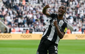 Alexander Isak Hanya Ingin Pindah ke Liverpool