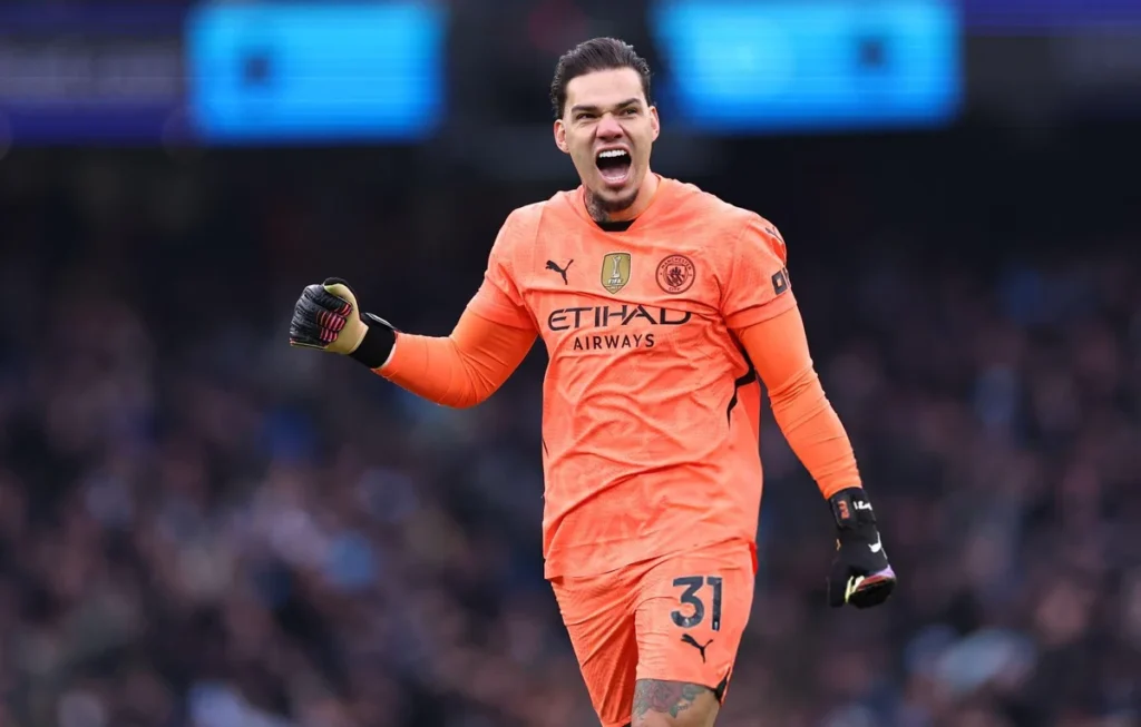 Ederson Hengkang, Donnarumma Datang!