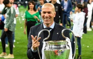 Zinedine Zidane Akan Jadi Pelatih Prancis Selanjutnya?