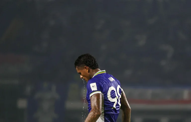 Persib Bandung Kalah 3-0, Bojan Hodak Usung Misi Balas Dendam di Leg 2