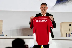 John Herdman Punya Mimpi Bawa Timnas Indonesia ke Piala Dunia 2030