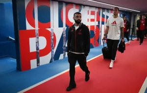 Mo Salah Dicadangkan Saat Liverpool Dikalahkan PSG