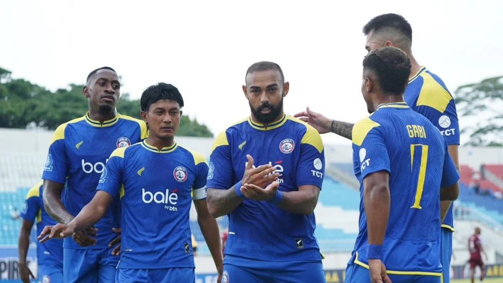 Prediksi PSBS Biak vs Arema FC 15 Mei 2026