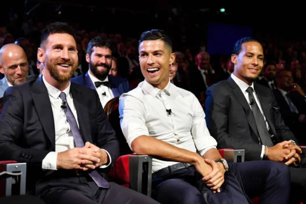 Pesan Menyentuh Cristiano Ronaldo Kepada Messi di Laga Argentina Terakhirnya